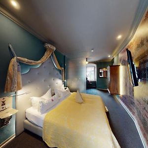 Deluxe Zimmer mit Kingsize-Bett